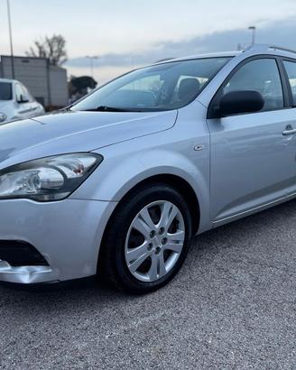 KIA cee d Sp. Wag. 1.4 90 CV EX Bi-Fuel