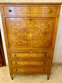 Ribaltina / Secrétaire intarsiato in legno