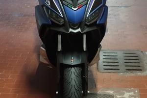 SR GT 200