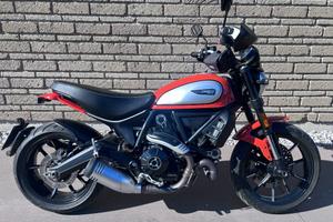 DUCATI Scrambler 800 ICON