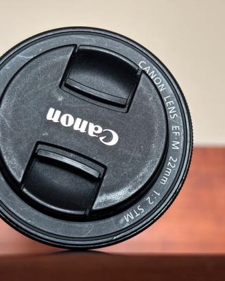 Obiettivo Canon EF-M 22mm f/2 STM