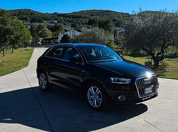 AUDI Q3 2.0 TDI nera- Sline esterna