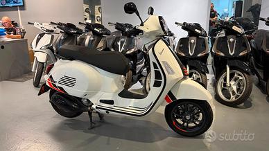 Vespa GTS 300 SUPERSPORT