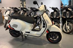 Vespa GTS 300 SUPERSPORT