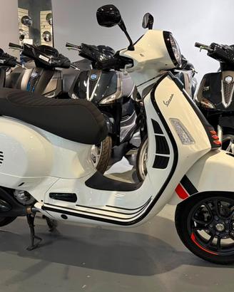 Vespa GTS 300 SUPERSPORT