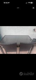 Tavolo con vetro