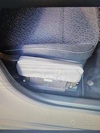Seggiolino per auto