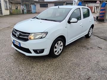 Dacia Sandero 1.2 16V GPL 75CV