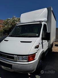 Iveco Daily 35C11 Con Centina
