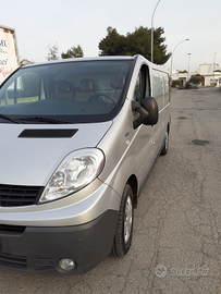 Furgone Renault trafic passo lungo