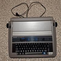 MACCHINA DA SCRIVERE ELETTRONICA