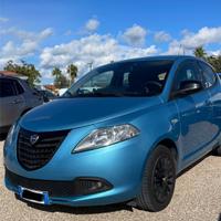 Lancia Ypsilon 1.2 69 CV 5 porte GPL Ecochic Silve