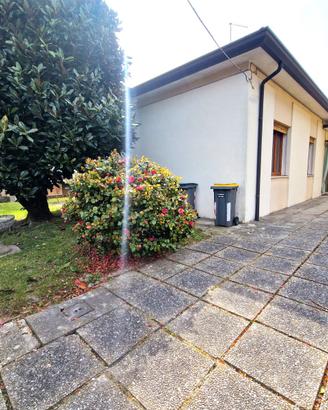 Camin - casa singola in centro paese