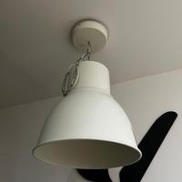 Lampa a sospensione HEKTAR colore bianco
