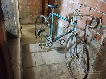 bici da corsa lega leggera 