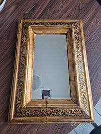 specchio antiquariato in legno con cornice oro 