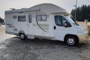 Camper semintegrale C.I. x Till Garage 7 posti