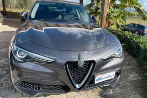 Alfa Romeo Stelvio 2.2 Turbodiesel 190 CV AT8 Q4 B