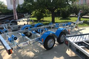 Carrello 1600 kg Pronta consegna 1 Ora