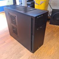 PC fisso full tower da gaming