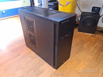 PC fisso full tower da gaming