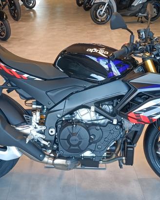 Aprilia Tuono V4 1100 Factory 2026 Shakedown Indig