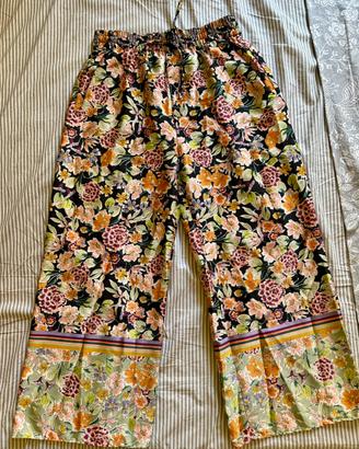 Zara pantaloni culotte floreali S