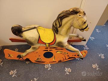 cavallo a dondolo anni 50
