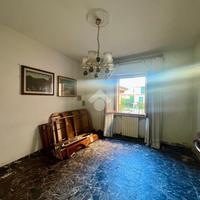 4 LOCALI A PRATO