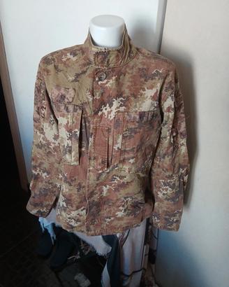 giacca militare mimetica