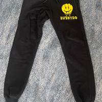 Pantaloni classici tuta