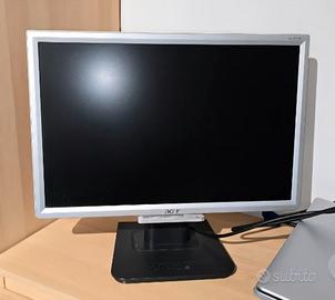 Monitor pc 19 pollici Acer.
