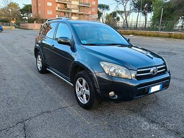 Toyota RAV4 2006 D-Cat Luxury 177cv