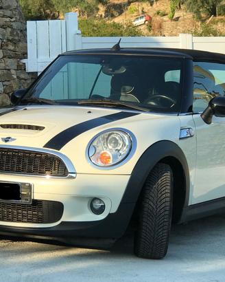 Bellisima mini cabrio cooper s