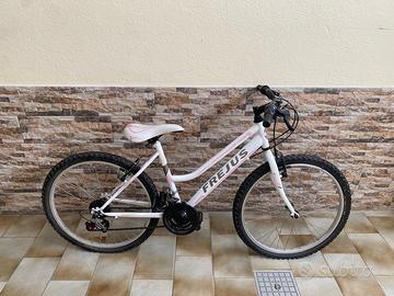 Mountain Bike Donna / Ragazza Frejus 26"