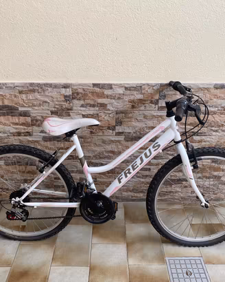 Mountain Bike Donna / Ragazza Frejus 26"