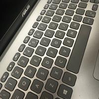 Notebook Asus F509FA core I5