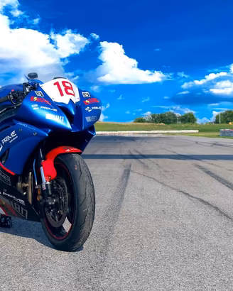 Yamaha R6 (2010) Pronto Pista