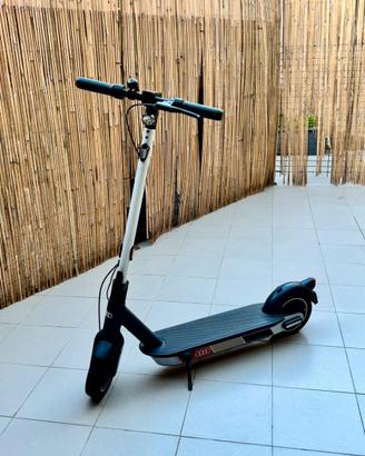Monopattino Elettrico Audi (scamb.io)