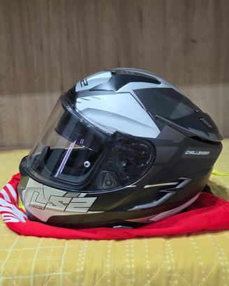 casco  LS2 challenger F 