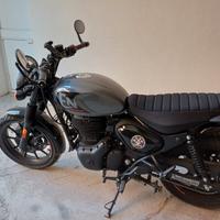 Royal Enfield HNTR 350 - 2024