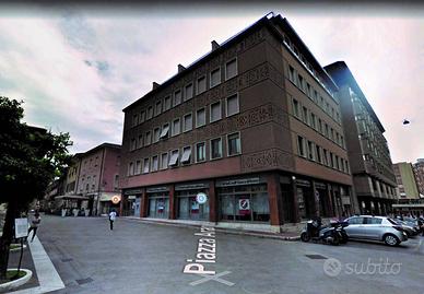 Immobile di 92 m² con 4 locali a Massa