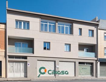 Stabile ristrutturato con 2 appartamenti e cortile
