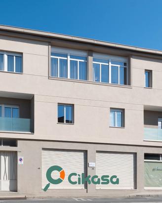 Stabile ristrutturato con 2 appartamenti e cortile