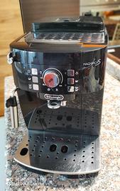 macchina caffe de longhi  magnifica S