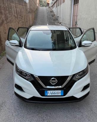 Nissan Qashqai Diesel 2019 più passaggio incluso !