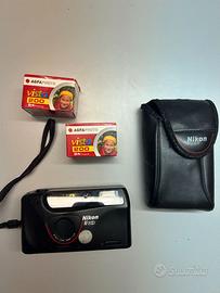 Nikon AF200 fotocamera analogica vintage a pellico