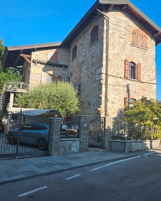 Trilocale Piazza Comunale 2, Albavilla
