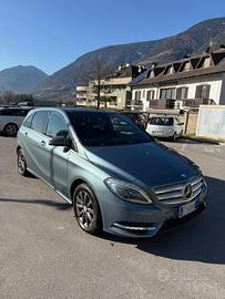 mercedes benz classe B 200 premium