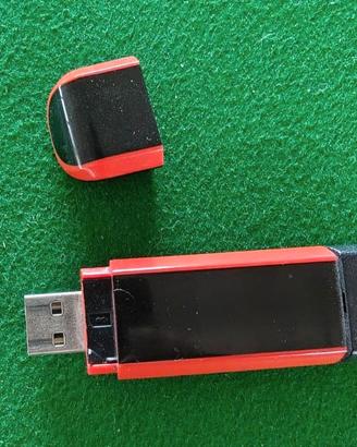 Chiavetta celebrativa USB 3G TIM OLICARD100